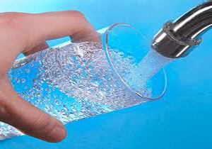 آزمایش بیش از 2000 نمونه آب شرب در آزمایشگاه جیرفت