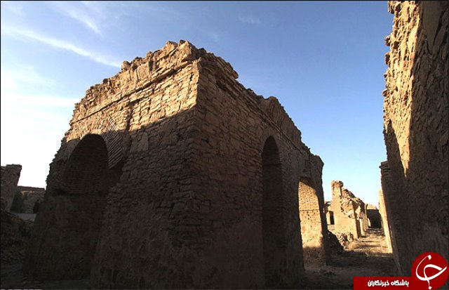 تبدیل قلعه تاریخی قمرود به آغل گوسفندان