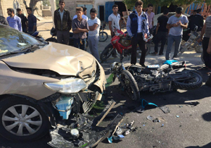 انحراف به چپ دو جوان را در قشم مصدوم کرد