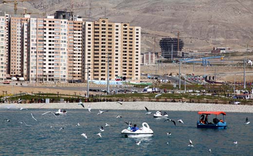 تکمیل سازه&zwnj;های قوسی دریاچه خلیج فارس