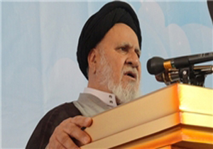 انتخاب اصلح فدای احساسات نشود
