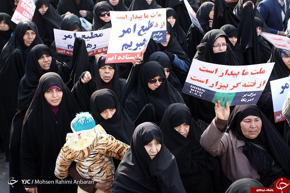 مردم متدین مشهد پس از نماز جمعه راهپیمایی علیه کشتار شیعیان نیجریه کردند