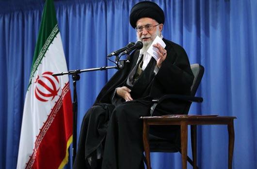 علوم انسانی &laquo;بن مایه&raquo; توسعه سیاسی یک نظام