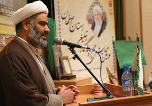 صنایع فرهنگی و خلاق برترین رسانه های دین محسوب می شوند