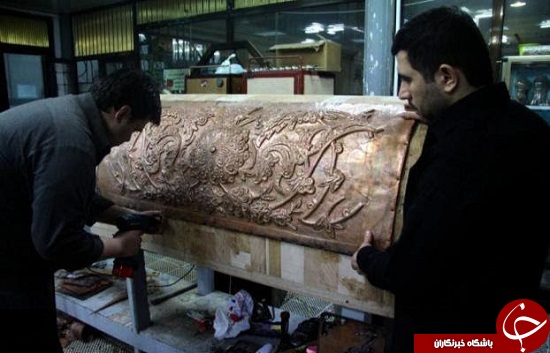 اتمام قلم&zwnj;زنی سقف ضریح جدید حضرت عباس(ع) + تصاویر