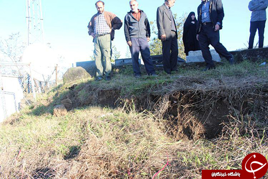 بارش شدید باران موجب رانش زمین در فشکل پشته رودسر + تصاویر
