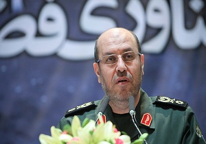 ماهیت نظام اسلامی مقابله و نه گفتن به نظام سلطه است