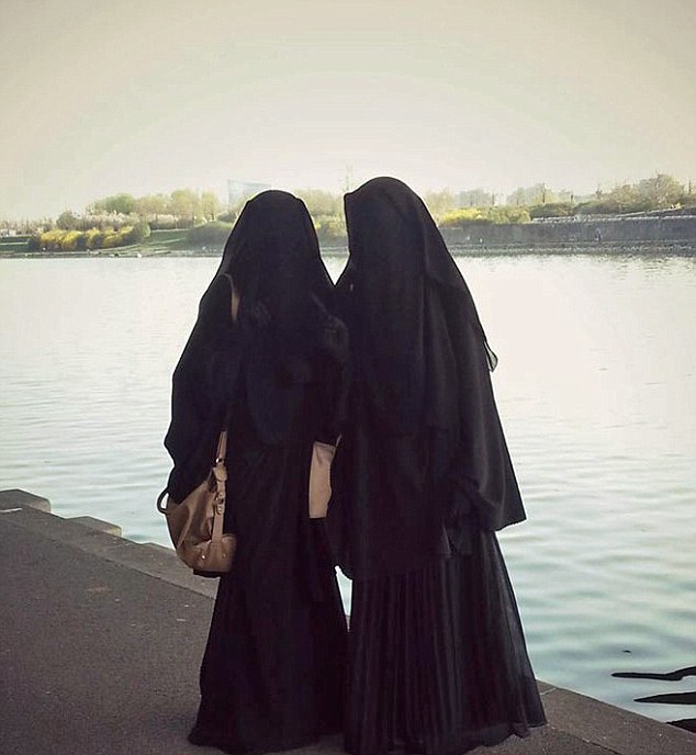 اعدام نوعروس داعشی به شیوه ای عجیب+ تصاویر