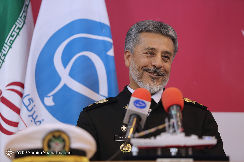 پتانسیل ساخت ناوهواپیمابر در کشور وجود دارد/ ماجرای درگیری لفظی ناو ایرانی و اسرائیلی