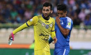 صادقیان: داور 2 پنالتی ما را نگرفت