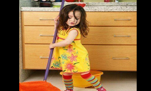 کودکان واکنش های والدین را ثبت و ضبط می کنند