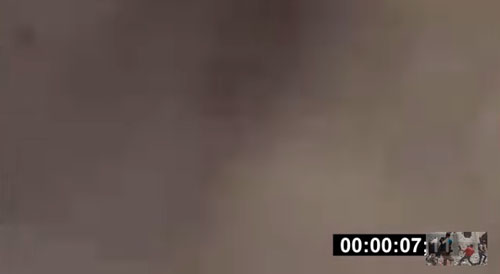 برخورد غیرمنتظره خمپاره با تروریست داعشی هنگام فیلمبرداری