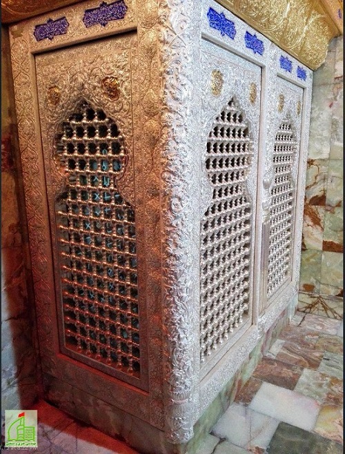 نصب نیم ضریح خیمه گاه حضرت ابوالفضل (ع) در کربلا