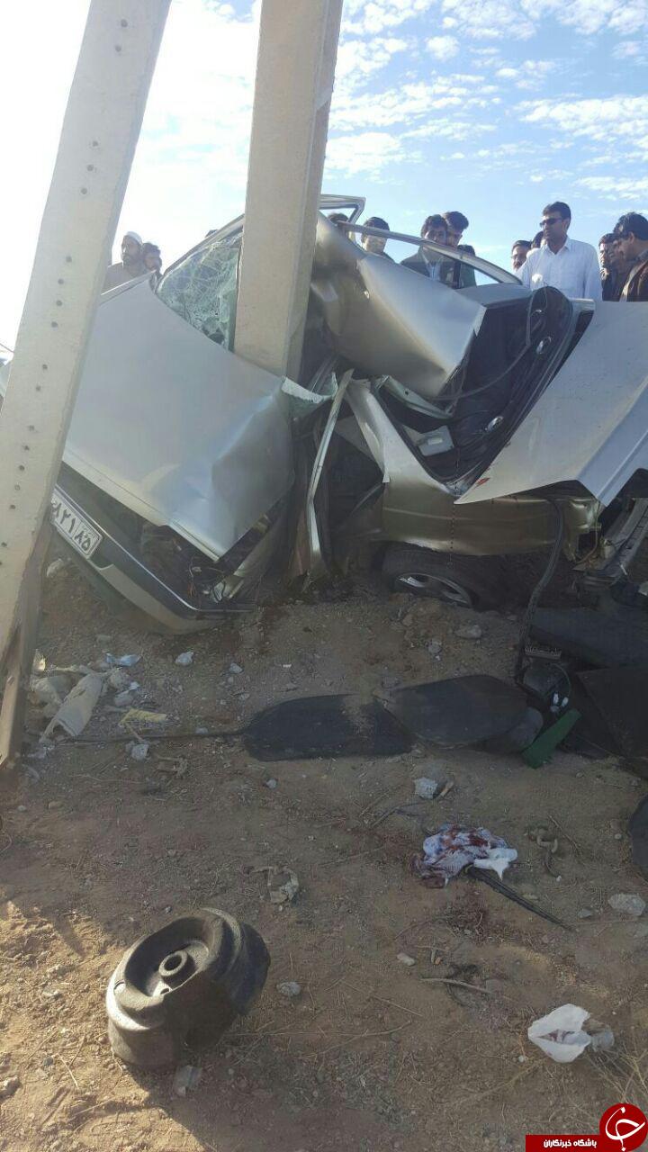 تصادف پژو با تیر چراغ برق + تصاویر