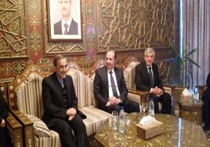 ولایتی: از خواست ملت و دولت سوریه در جهت حفظ استقلال حمایت خواهیم کرد