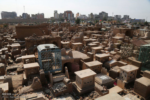 اینجا قبرستان وادی الاسلام است+تصاویر