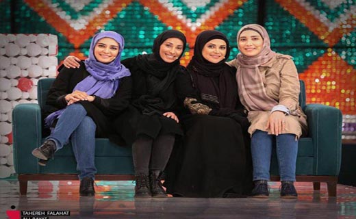 دابسمش بازیگران زن در &laquo;خندوانه&raquo;/ رکوردزنی رامبد جوان در برنامه&zwnj;های تلویزیونی +تصاویر