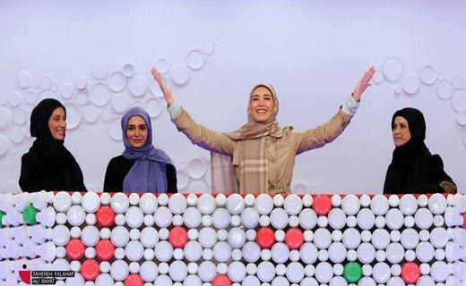 دابسمش بازیگران زن در &laquo;خندوانه&raquo;/ رکوردزنی رامبد جوان در برنامه&zwnj;های تلویزیونی +تصاویر