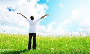 بهار آغاز سال را با نو شدن طبيعت پيام می دهد/ مژده آمدن بهار را باید به علاقمندان داد