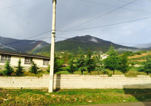 رنگین کمانی از زیبایی در روستای لاویج + تصاویر