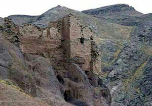قلعه دختر تاکستان دژ باقی مانده از عصر ساسانیان