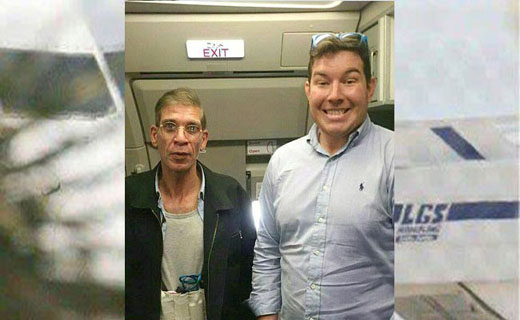 سلفی مسافر خندان با هواپیماربا! +عکس