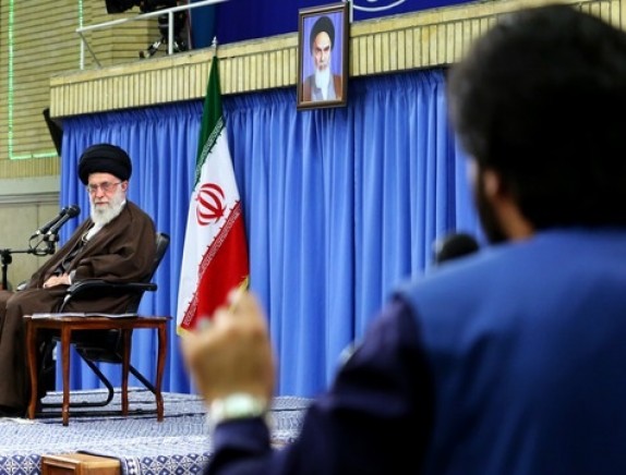 جمعی از مداحان اهل&zwnj;بیت(ع) با رهبر انقلاب اسلامی دیدار کردند