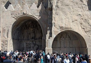 تاق بستان در صدر بازدیدهای مسافرین نوروزی