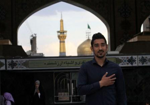 مراسم عقد رضا قوچان&zwnj;نژاد در حرم مطهر امام رضا (ع) + فیلم