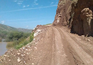 جاده&zwnj;ای گِلی روستای رودبار + تصاویر