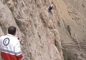 نجات دو نوجوان گردشگر در آبشار سمیرم