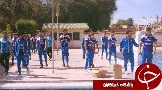 پیاده روی آبی پوشان پیش از دیدار با استقلال خوزستان