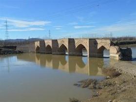 مرمت پل تاریخی میرزا رسول در میاندوآب