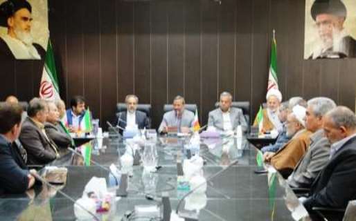 تقدیم اعتبارنامه منتخب مردم تفت و میبد در مجلس شورای اسلامی