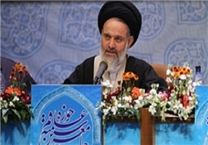 نماز جمعه جهاد در جبهه فرهنگی است
