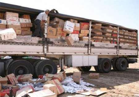 توقیف تریلی حامل 150 میلیون ریال کالای قاچاق در گناباد