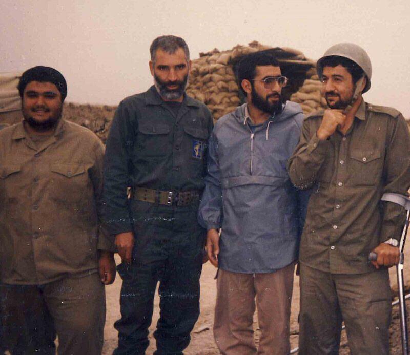 جوانی فرمانده کل سپاه با عصا +عکس