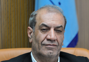 بازنشستگان با حقوق کمتر از یک و نیم میلیون کارت خرید دریافت می‌کنند