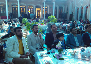 بهار مهربانی کودکان بی سرپرست و بد سرپرست را در کاشان نوازش کرد