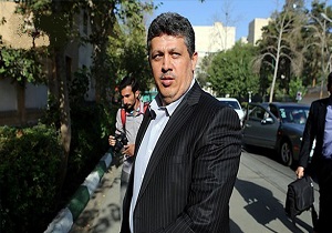مهدی هاشمی در زندان چکار می کند؟