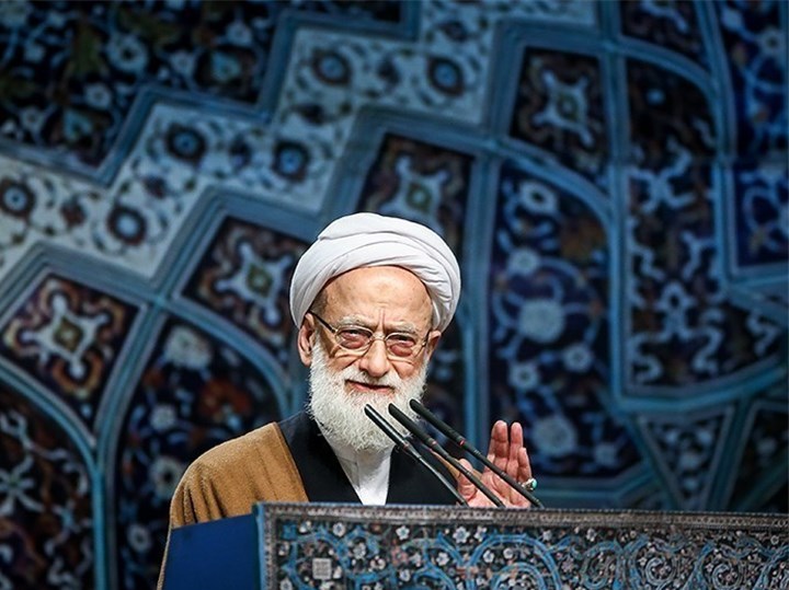 همه جامعه از علم و ثروت خود برای حل معضل اقتصادی استفاده کنند/ ضرورت توجه به سخنان مقام معظم رهبری در جهت تحقق اقتصاد مقاومتی