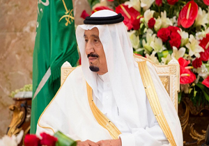 بی&zwnj;نزاکتی محافظ ملک سلمان و برانگیخته شدن خشم مصری&zwnj;ها
