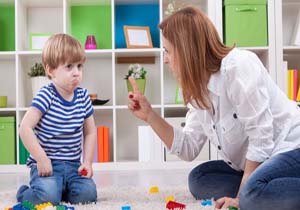 چگونه کودکی با ادب تربیت کنیم؟