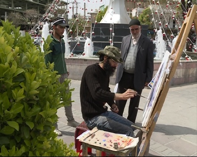برپایی نمایشگاه میدانی آثار هنری هنرمندان اراک + تصویر