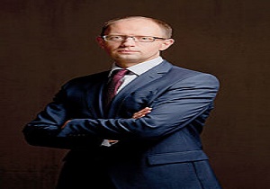 نخست وزیر اوکراین استعفا داد