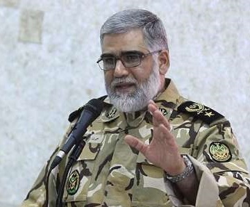 ارتش و سپاه دو بازوی قدرتمند نظام برای دفاع از اسلام هستند