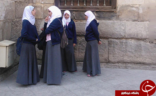 اهانت نخست&zwnj;وزیر فرانسه به حجاب و زنان محجبه +عکس