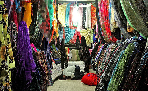سایه سنگین رکود دربازار پارچه خراسان رضوی