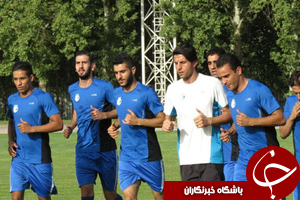 تمرین آبی پوشان زیر بارش باران/كاپیتان به آبی ها چه گفت؟