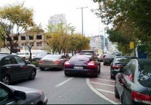 جریمه عجیب متخلفان رانندگی در تایلند